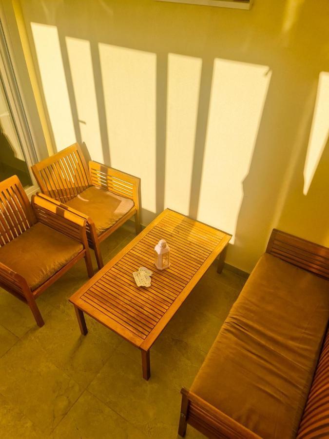 Leon Apartment Сен Екстериор снимка